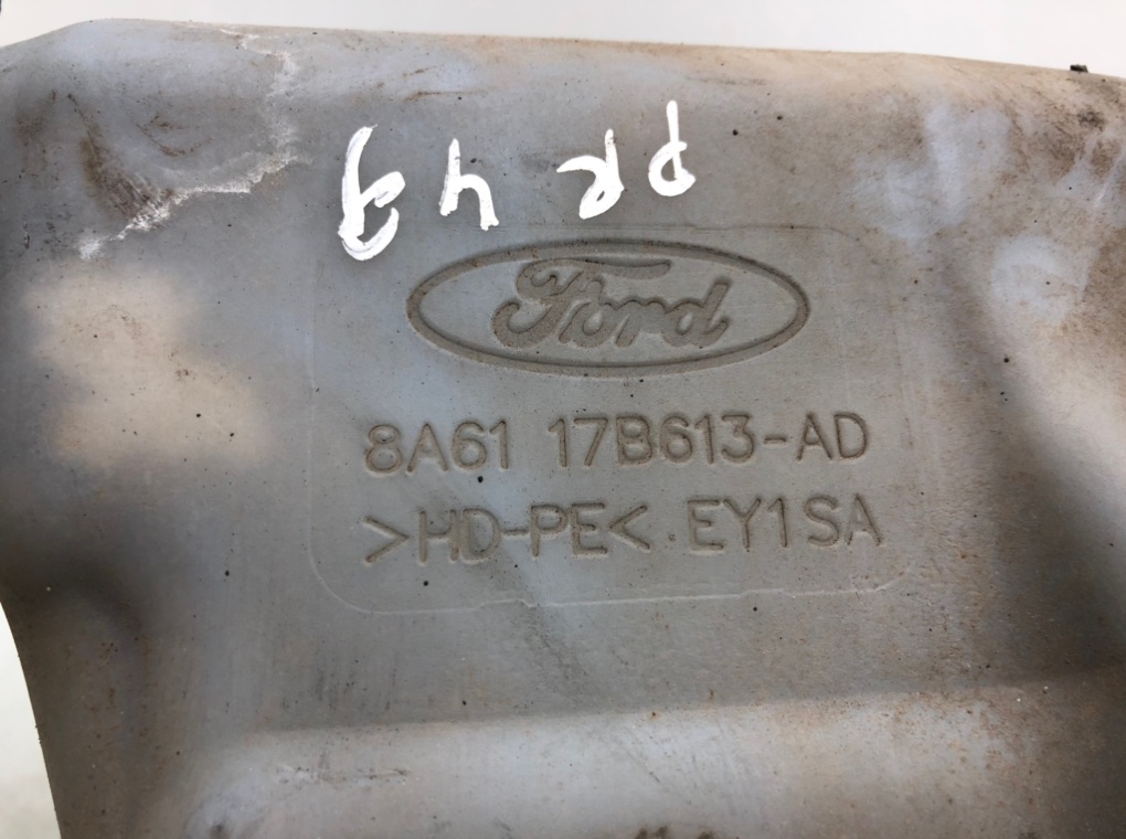 Бачок омывателя для Ford Fiesta, 2009 г. 1.6 TDCi дизель б/у — фото 5