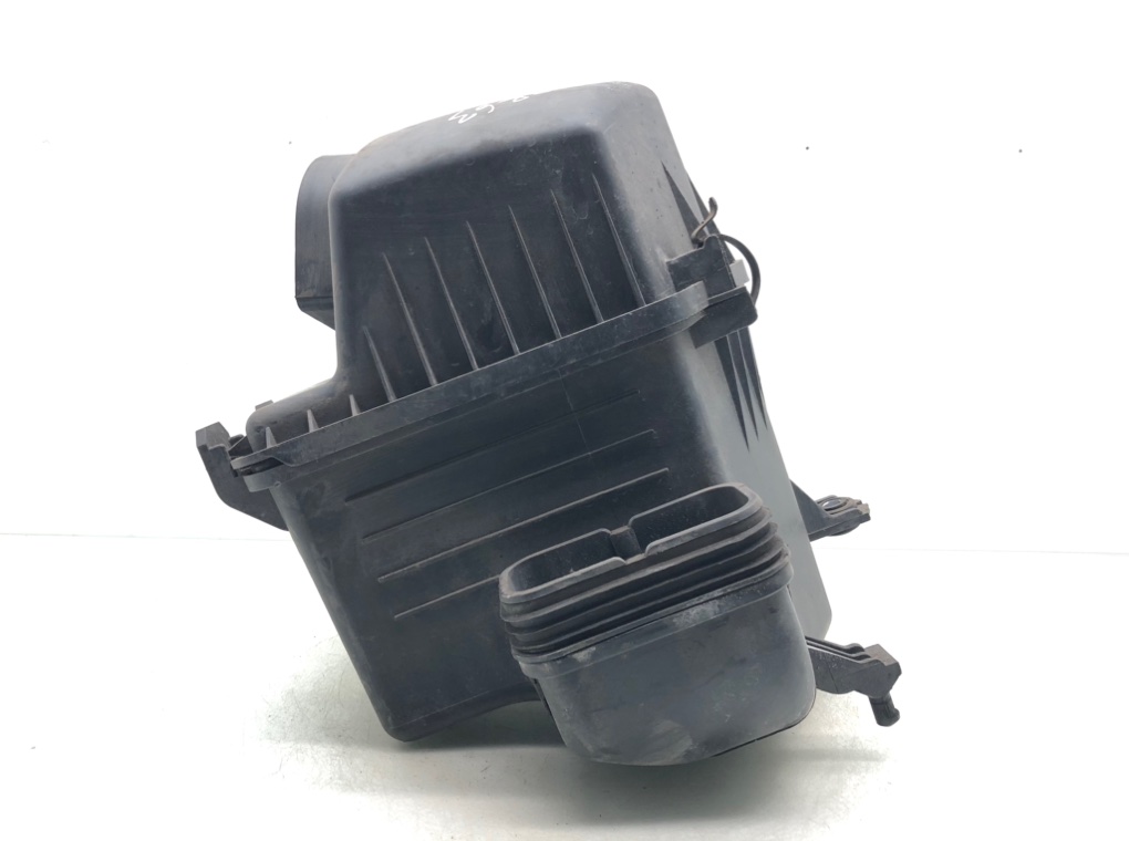 Корпус воздушного фильтра для Hyundai ix35, 2013 г. 2.0 CRDi дизель б/у — фото 4
