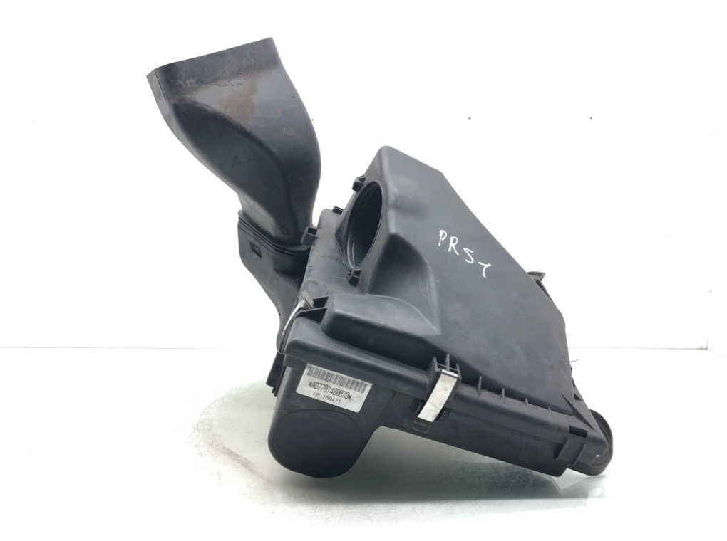 Корпус воздушного фильтра для BMW 1 E87/E81/E82/E88, 2010 г. 2.0 TD дизель б/у — фото 2