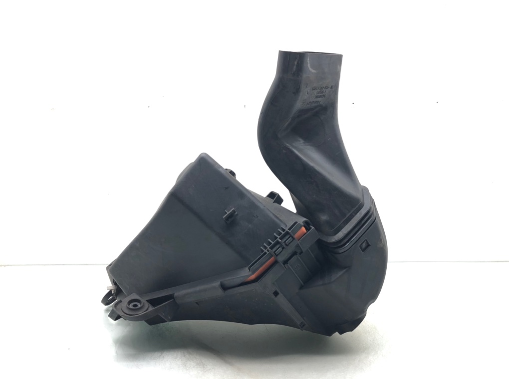 Корпус воздушного фильтра для BMW 1 E87/E81/E82/E88, 2010 г. 2.0 TD дизель б/у — фото 4