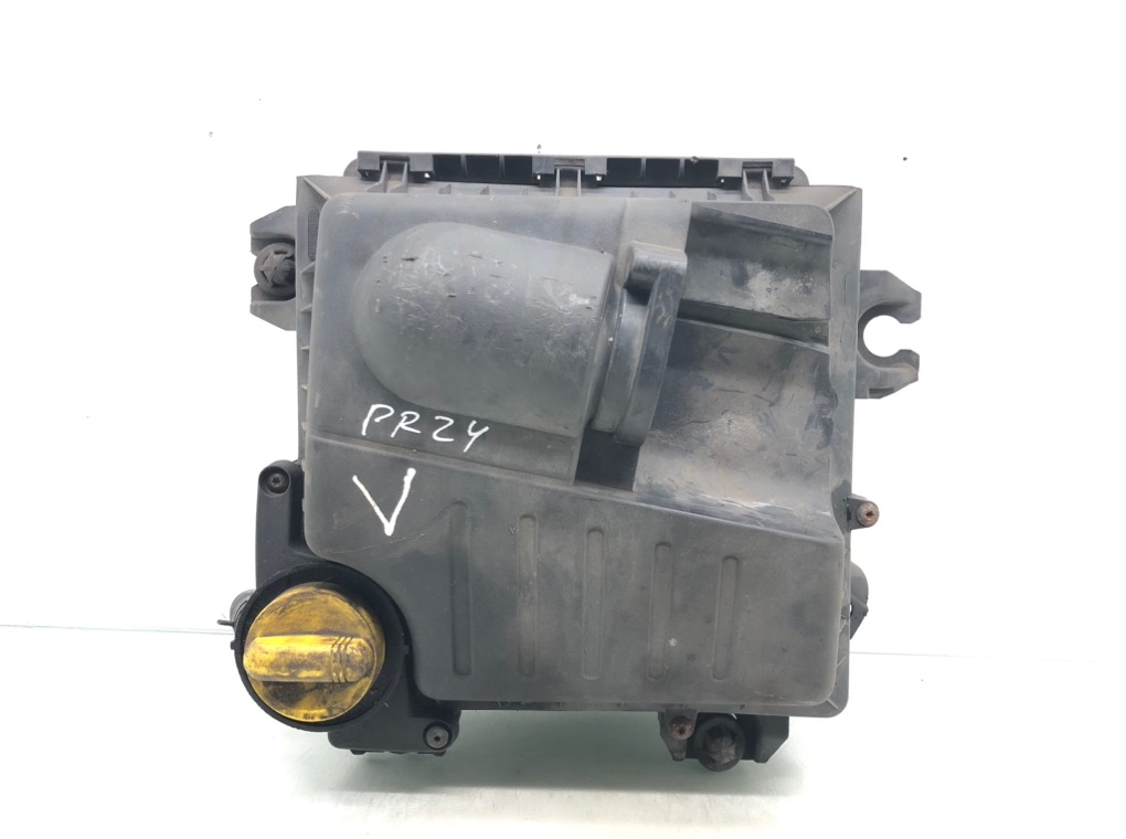 Корпус воздушного фильтра для Opel Vivaro, 2007 г. 2.0 CDTi дизель б/у
