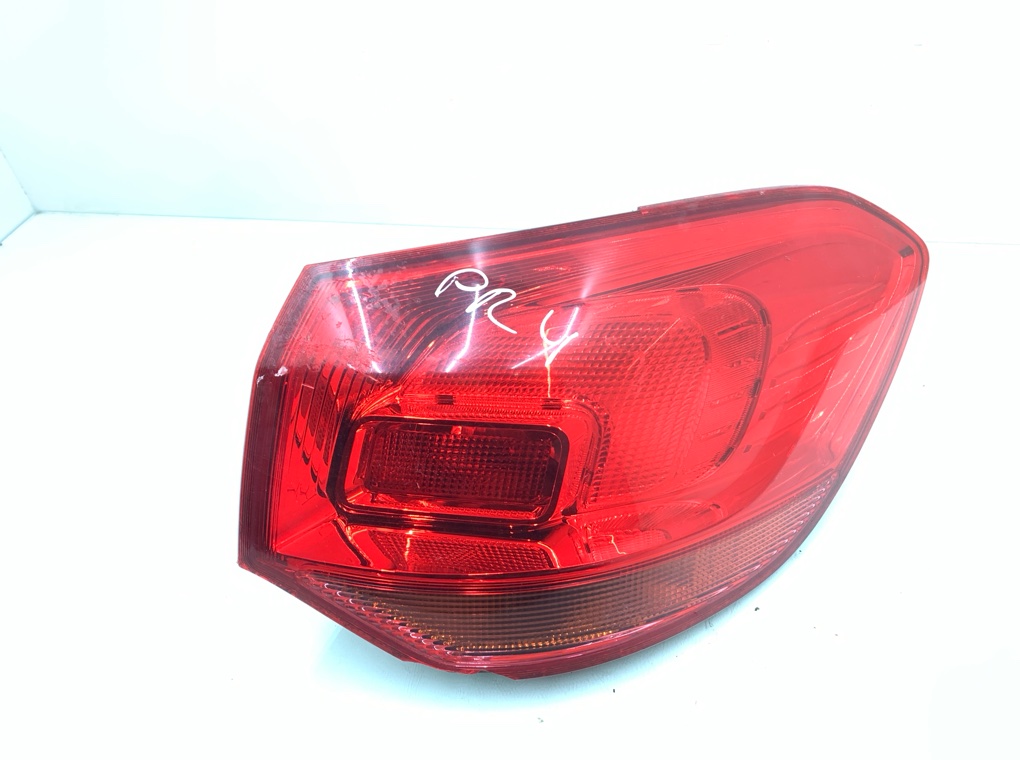 Фонарь задний правый для Opel Astra, 2011 г. 1.3 CDTi дизель б/у