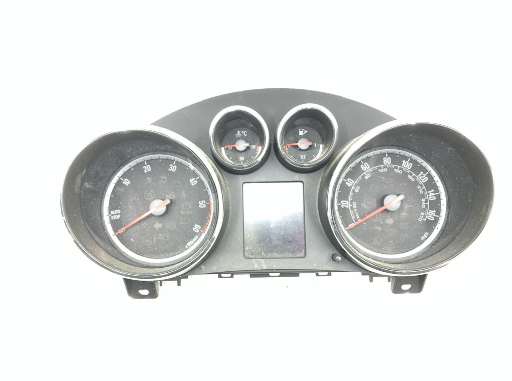 Щиток приборов (приборная панель) для Opel Astra, 2011 г. 1.3 CDTi дизель б/у