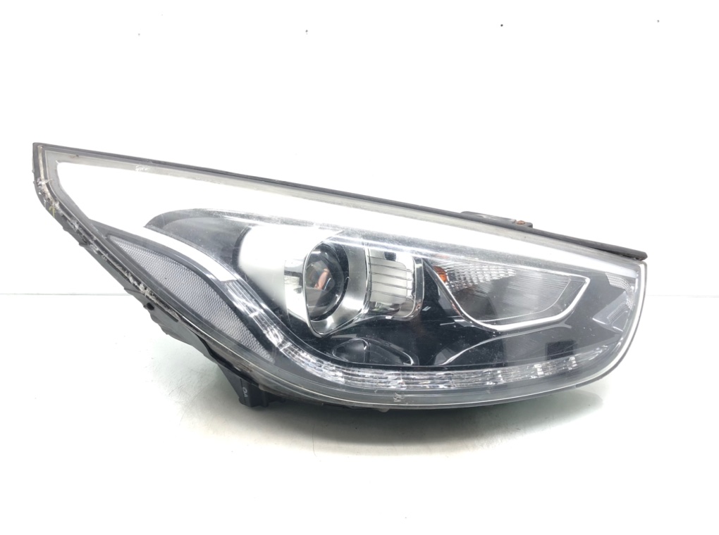 Фара правая для Hyundai ix35, 2013 г. 2.0 CRDi дизель б/у