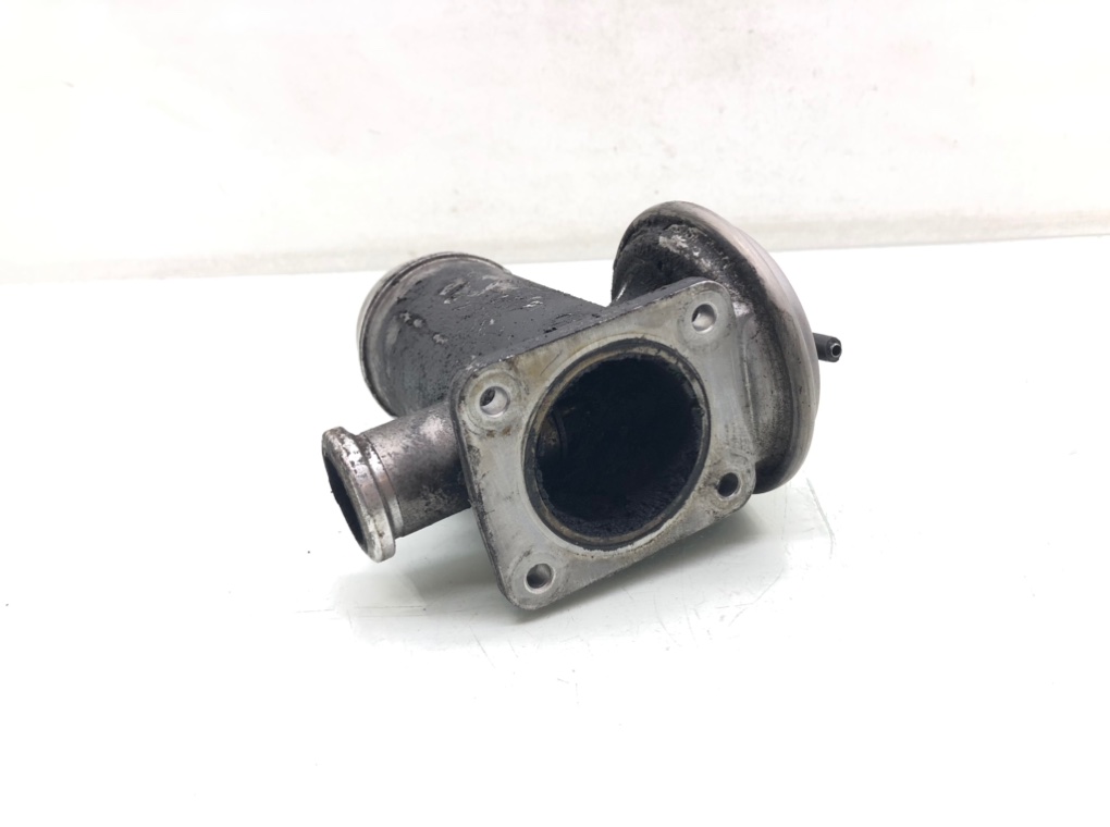 Клапан EGR для BMW 1 E87/E81/E82/E88, 2005 г. 2.0 TD дизель б/у — фото 5