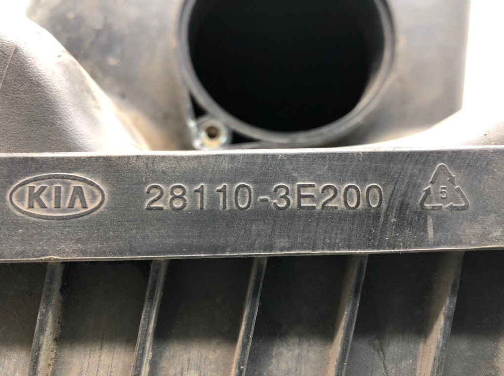 Корпус воздушного фильтра для Kia Sorento, 2006 г. 2.5 CRDi дизель б/у — фото 7