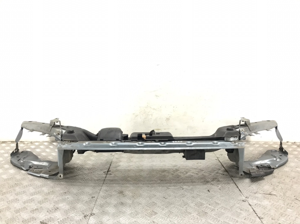 Панель передняя (телевизор) для Volvo C70, 2007 г. 2.4 i бензин б/у