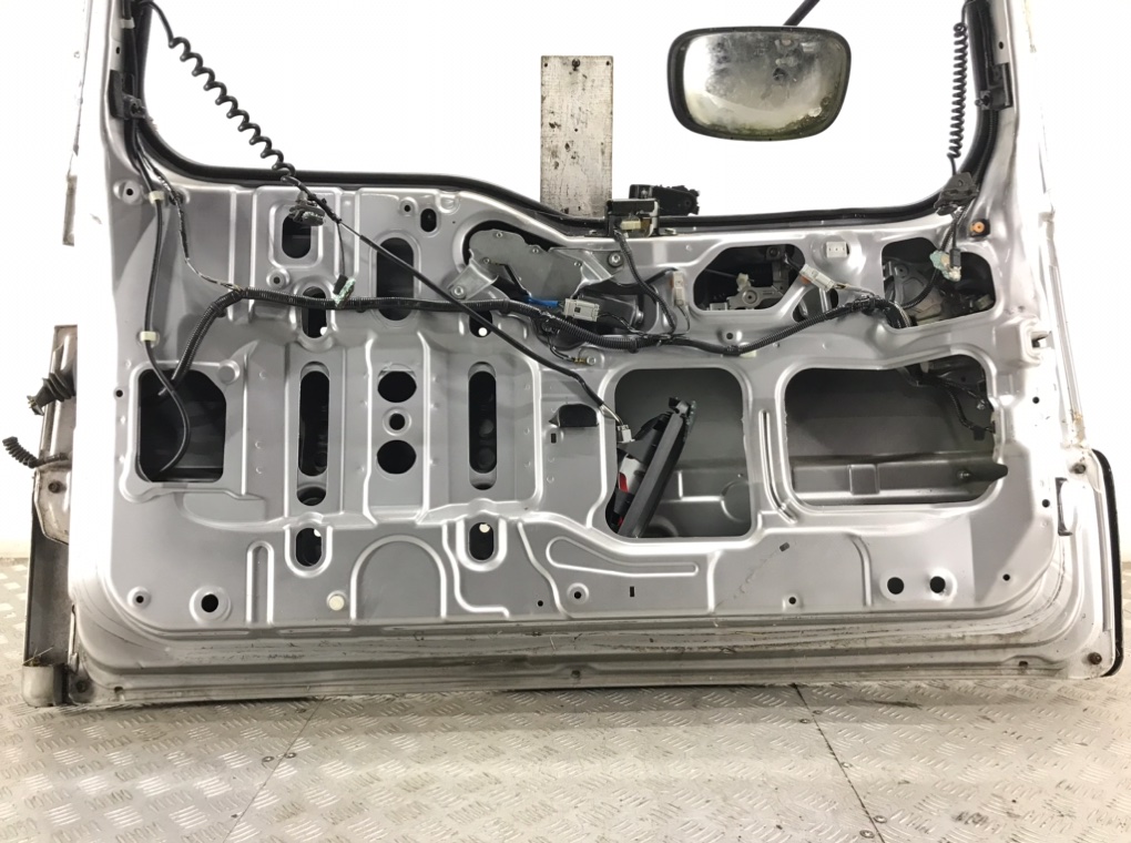 Крышка багажника для Honda CR-V, 2006 г. 2.2 i-CTDi дизель б/у — фото 4