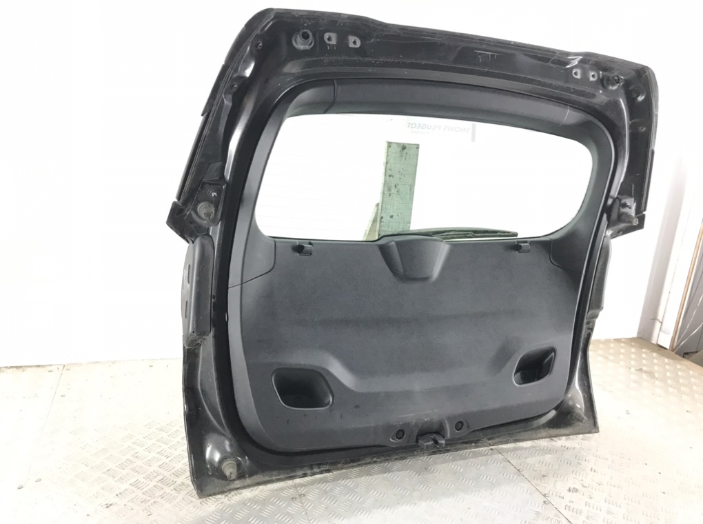 Крышка багажника для Peugeot 2008, 2014 г. 1.4 HDi дизель б/у — фото 5