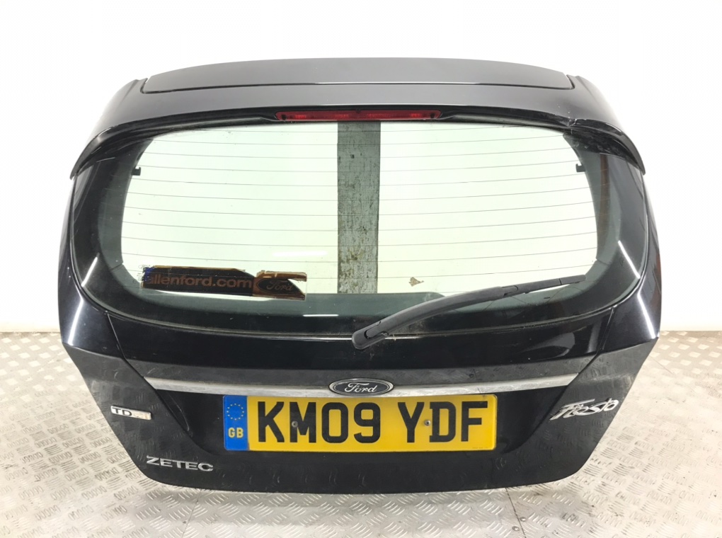 Крышка багажника для Ford Fiesta, 2009 г. 1.4 TDCi дизель б/у