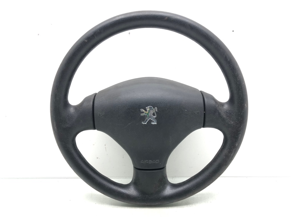 Руль для Peugeot 206, 2004 г. 1.4 i бензин б/у