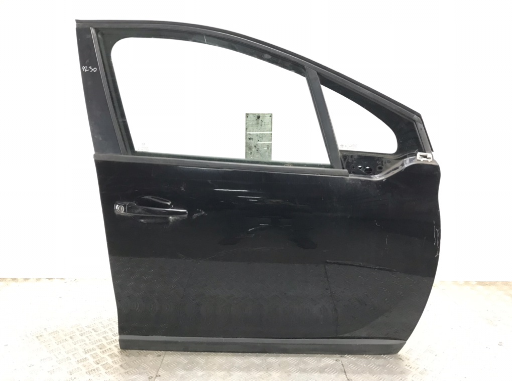 Дверь передняя правая для Peugeot 2008, 2014 г. 1.4 HDi дизель б/у