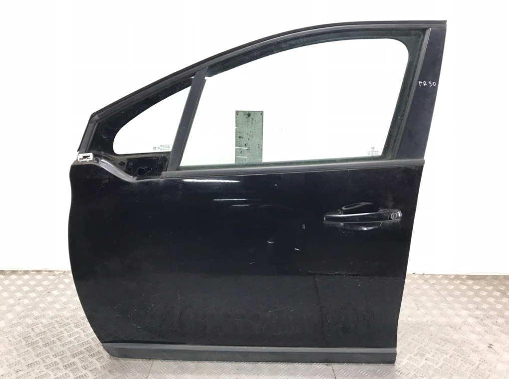 Дверь передняя левая для Peugeot 2008, 2014 г. 1.4 HDi дизель б/у