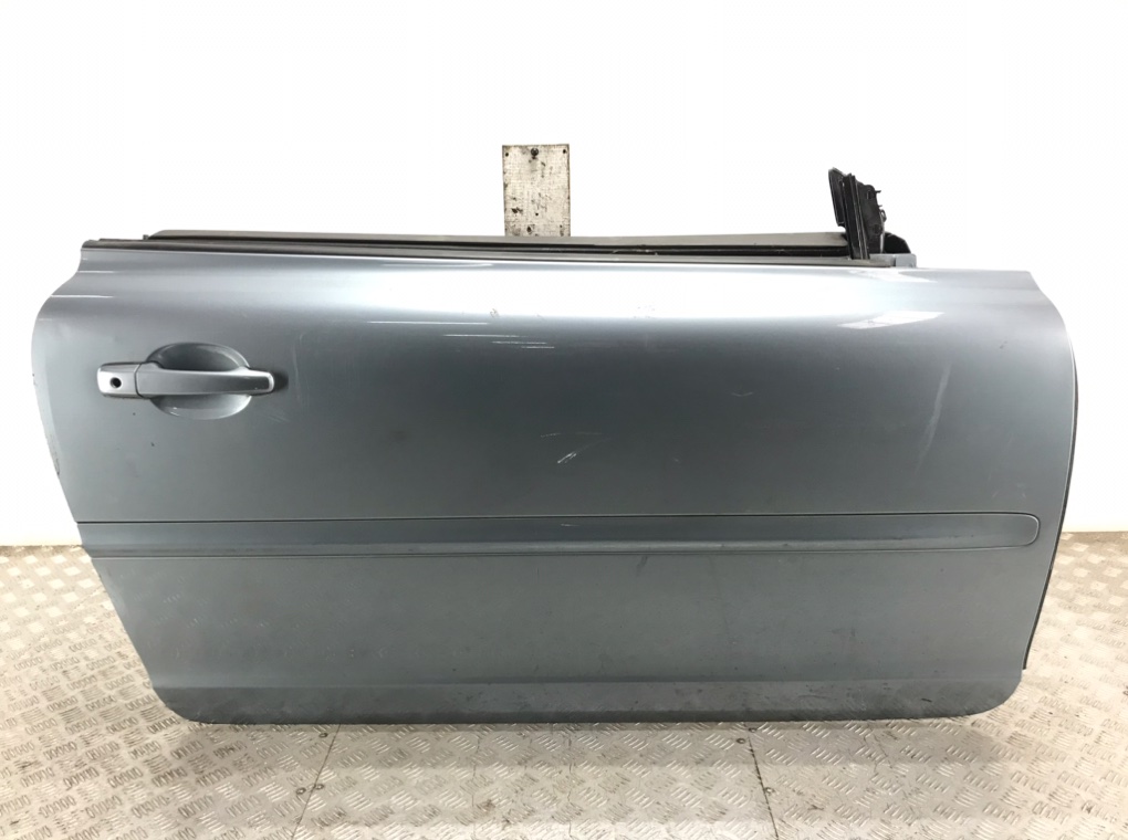 Дверь передняя правая для Volvo C70, 2007 г. 2.4 i бензин б/у