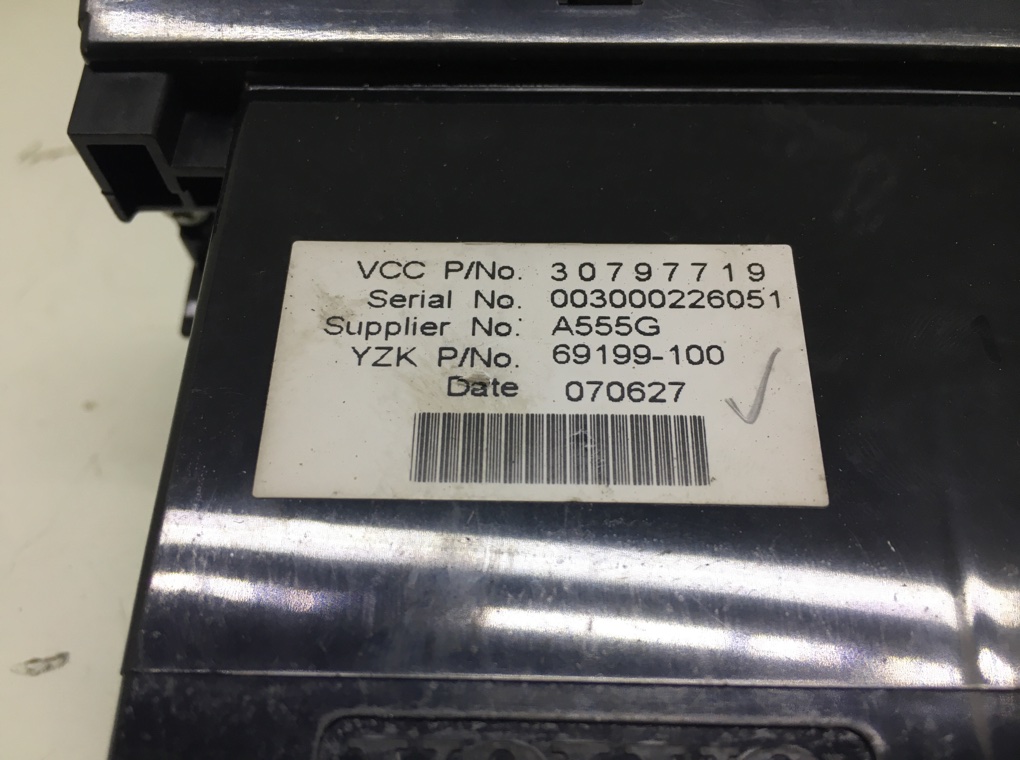 Дисплей для Volvo V50, 2006 г. 1.8 i бензин б/у — фото 5