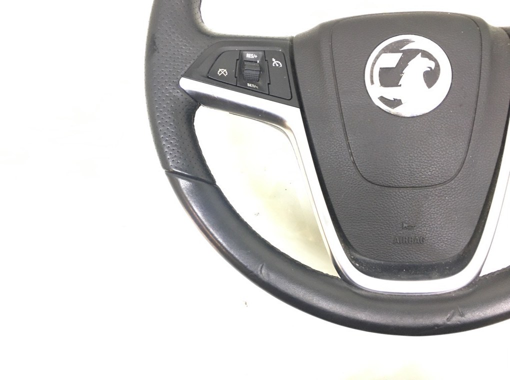 Руль для Opel Astra, 2011 г. 2.0 CDTi дизель б/у — фото 4