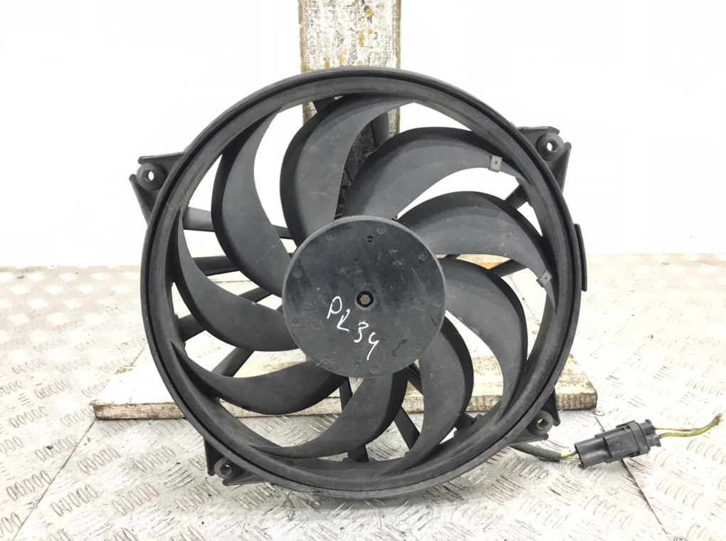 Вентилятор радиатора для Citroen Berlingo, 2004 г. 1.9 D дизель б/у