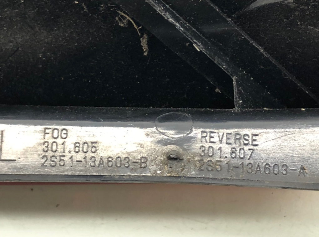 Фонарь задний левый для Ford Fiesta, 2005 г. 1.4 i бензин б/у — фото 11