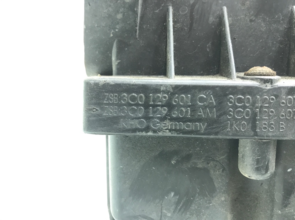 Корпус воздушного фильтра для Skoda Octavia, 2010 г. 1.9 TDi дизель б/у — фото 5