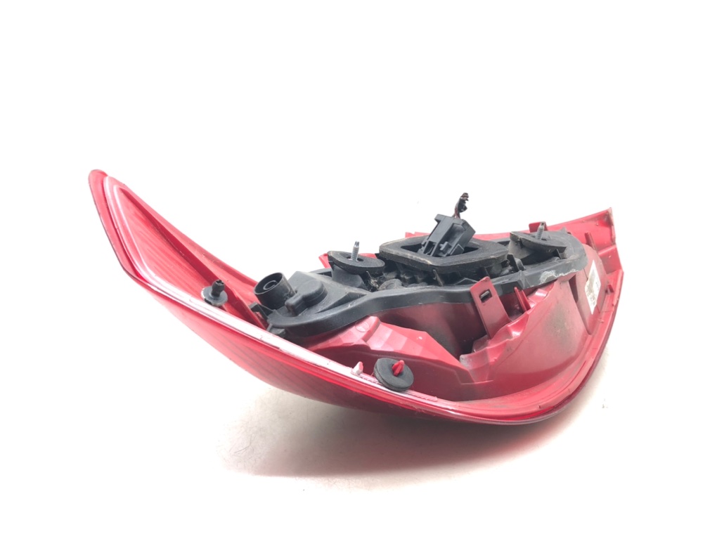 Фонарь задний правый для Opel Corsa, 2014 г. 1.0 i бензин б/у — фото 4