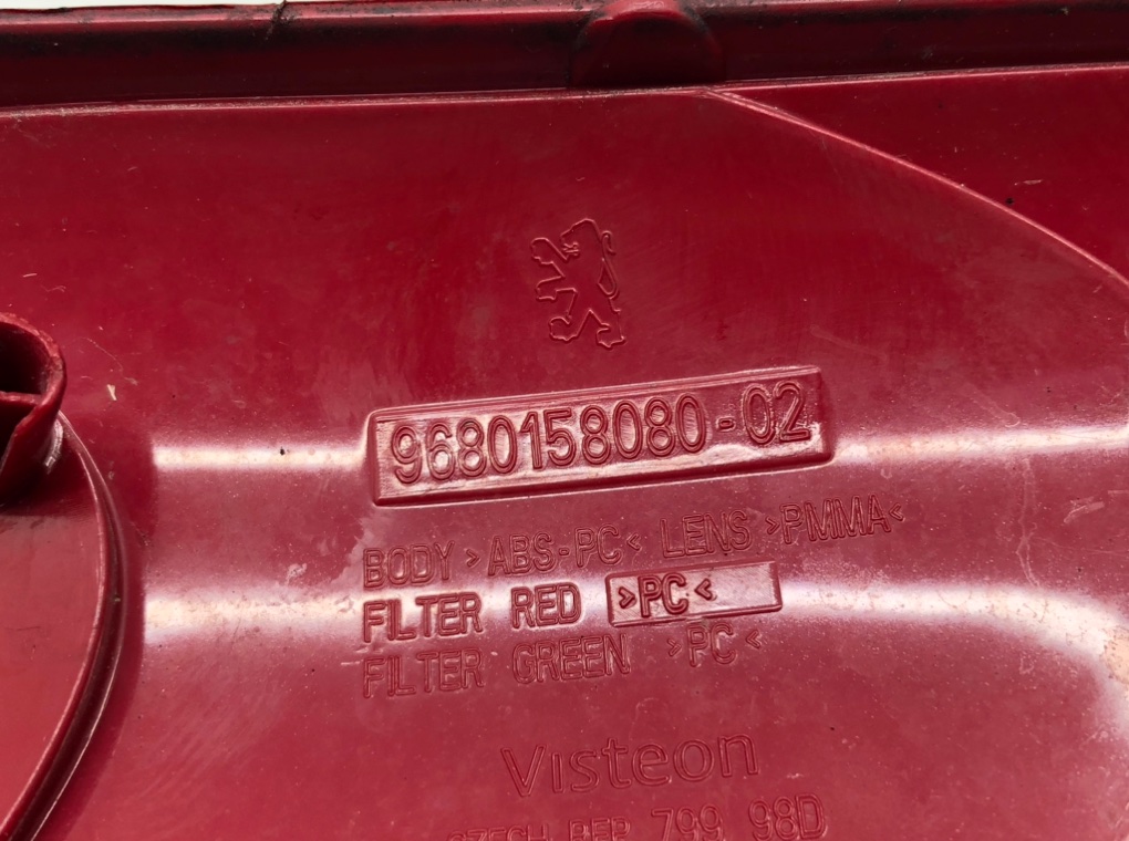 Фонарь задний левый для Peugeot 207, 2010 г. 1.6 HDi дизель б/у — фото 6
