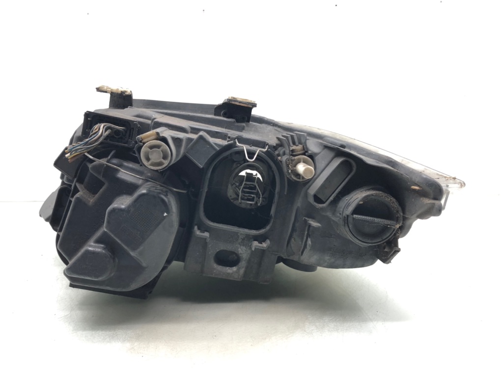 Фара правая для BMW 3 E90/E91/E92/E93, 2010 г. 2.0 TD дизель б/у — фото 4