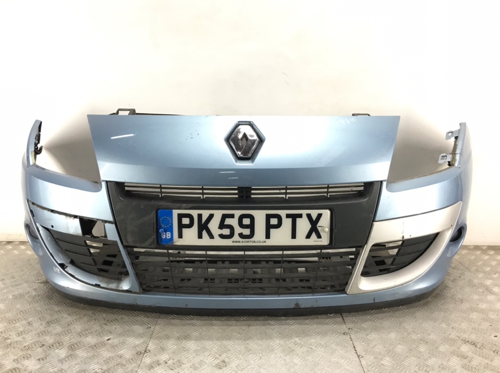 Бампер передний для Renault Scenic, 2009 г. 1.5 DCi дизель б/у