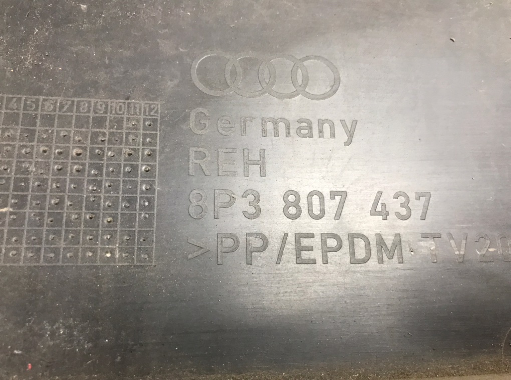 Бампер передний для Audi A3, 2005 г. 2.0 TDi дизель б/у — фото 11