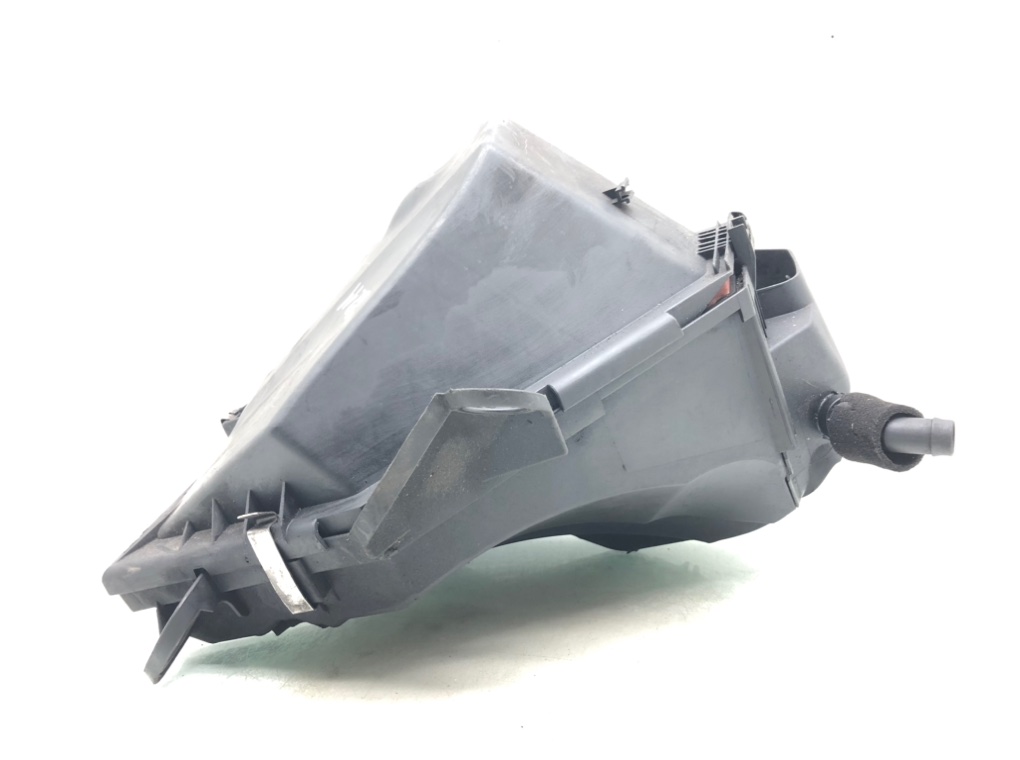 Корпус воздушного фильтра для BMW 3 E90/E91/E92/E93, 2010 г. 2.0 TD дизель б/у — фото 4