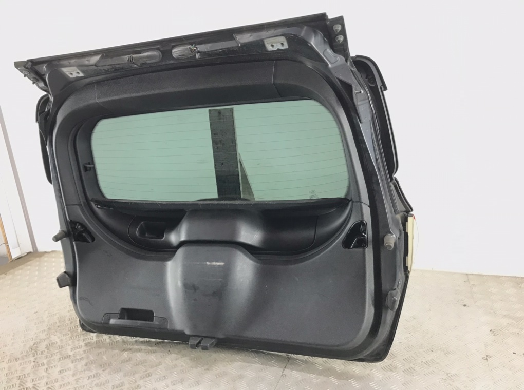 Крышка багажника для Ford Kuga, 2009 г. 2.0 TDCi дизель б/у — фото 5