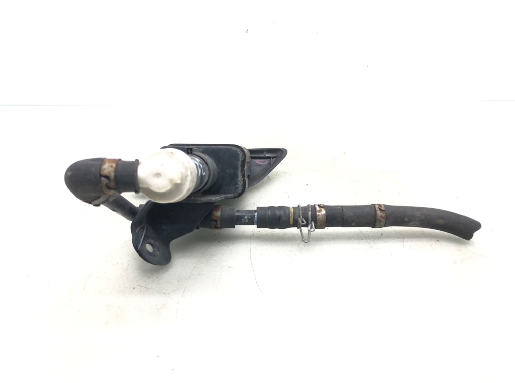 Форсунка омывателя фар для Mazda 6, 2010 г. 2.2 CDTi дизель б/у — фото 3