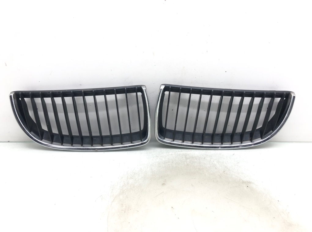 Решетка радиатора для BMW 3 E90/E91/E92/E93, 2007 г. 2.0 TD дизель б/у