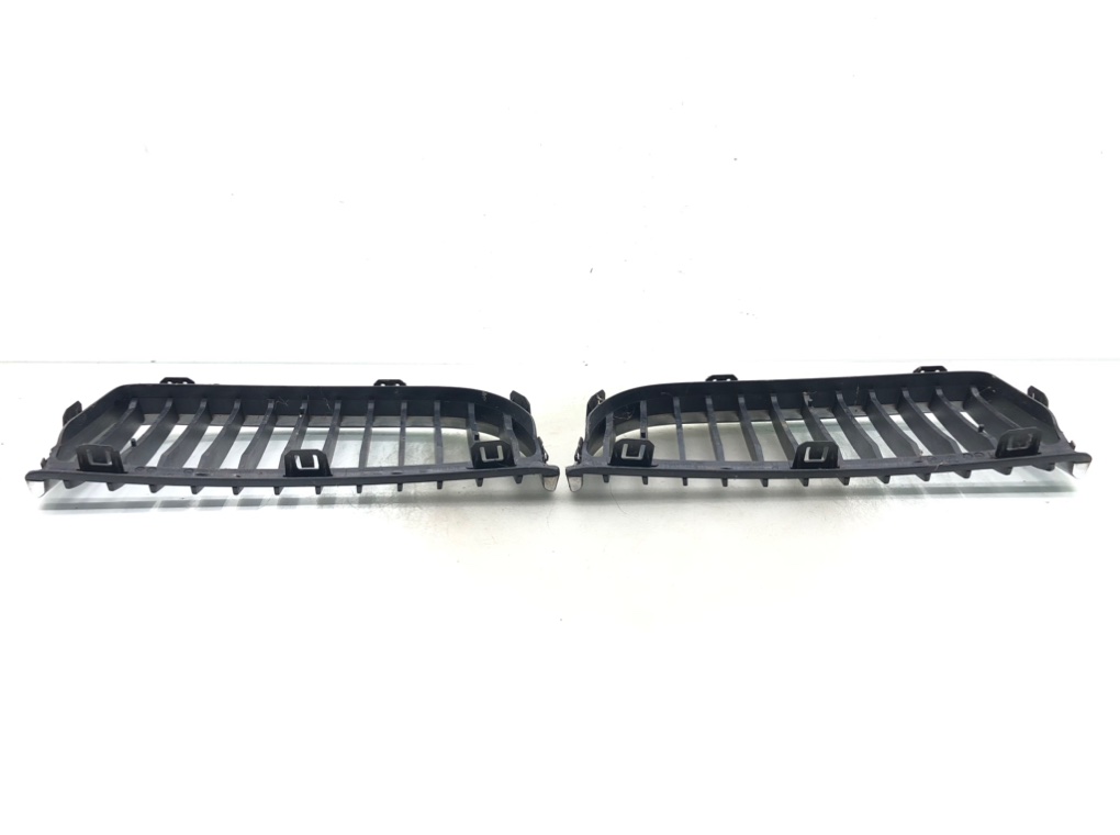 Решетка радиатора для BMW 3 E90/E91/E92/E93, 2007 г. 2.0 TD дизель б/у — фото 5