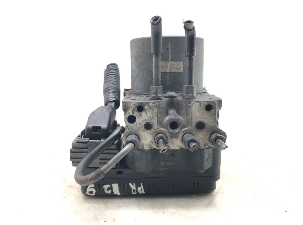 Блок ABS для Mazda 6, 2010 г. 2.2 CDTi дизель б/у