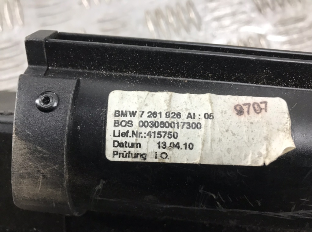 Шторка багажника для BMW 3 E90/E91/E92/E93, 2010 г. 2.0 TD дизель б/у — фото 7
