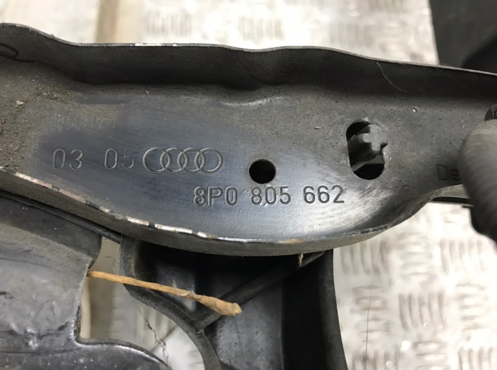 Панель передняя (телевизор) для Audi A3, 2005 г. 2.0 TDi дизель б/у — фото 10