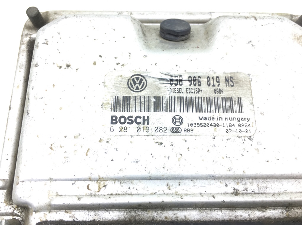 Блок управления двигателем для Skoda Fabia, 2009 г. 1.2 i бензин б/у — фото 6
