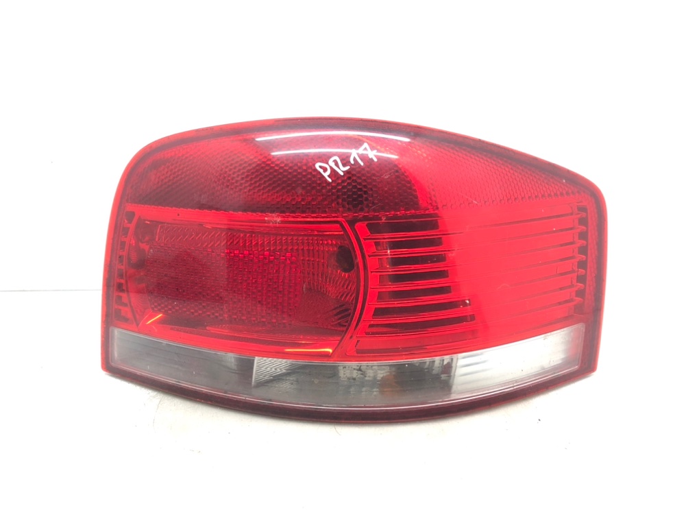 Фонарь задний правый для Audi A3, 2004 г. 1.6 i бензин б/у