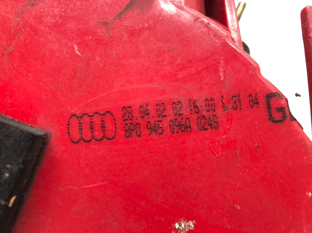 Фонарь задний правый для Audi A3, 2004 г. 1.6 i бензин б/у — фото 7