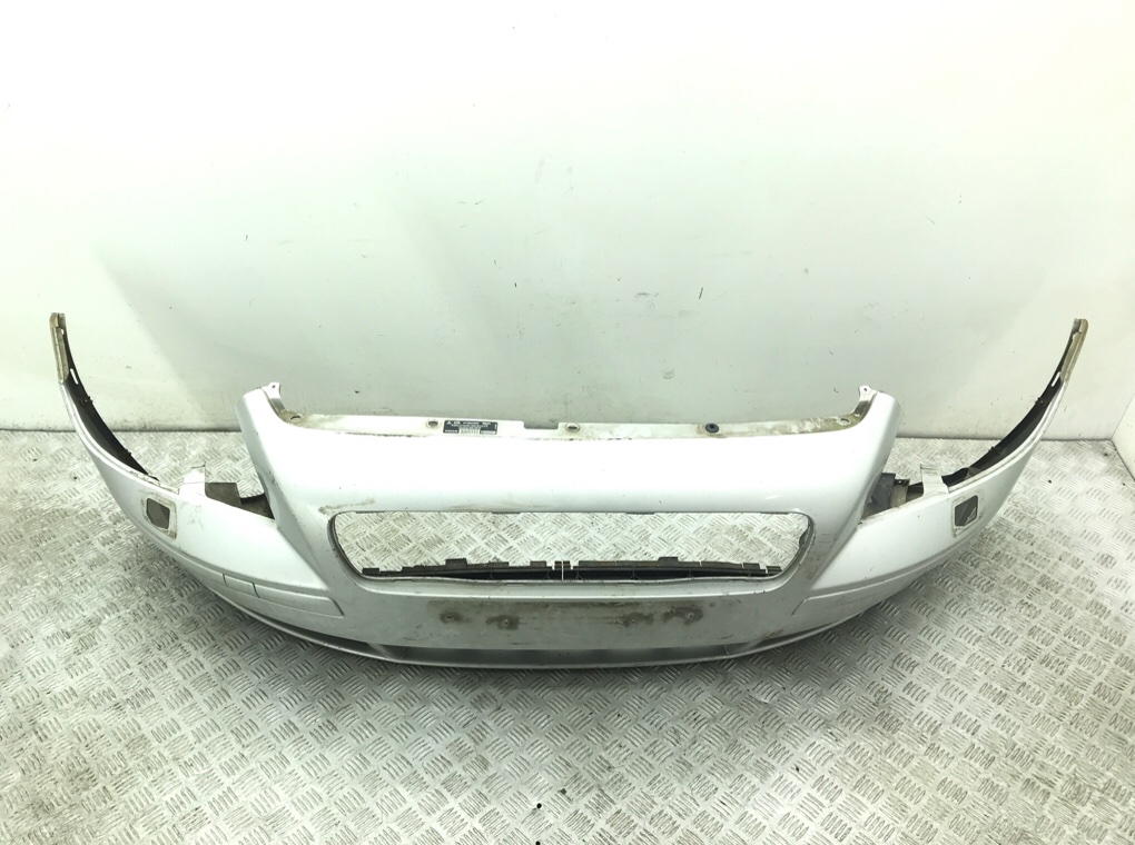 Бампер передний для Volvo S40, 2006 г. 1.6 i бензин б/у — фото 2
