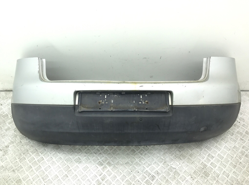 Бампер задний для Volkswagen Golf, 2005 г. 1.6 i бензин б/у