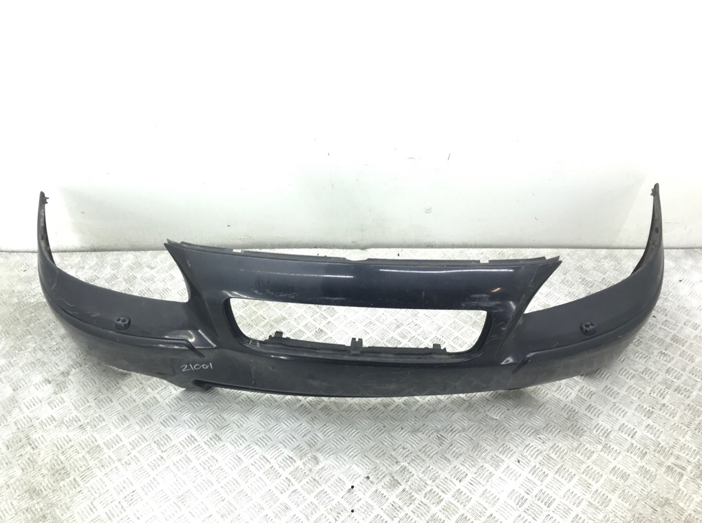 Бампер передний для Volvo V70, 2005 г. 2.4 i бензин б/у — фото 2