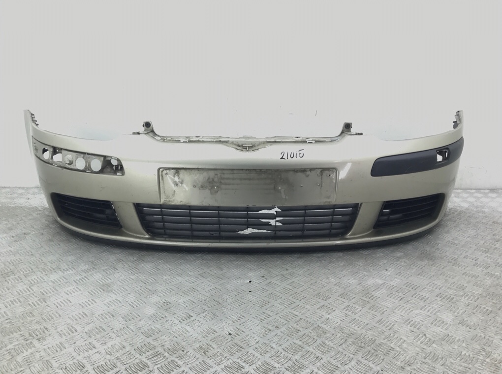 Бампер передний для Volkswagen Golf, 2004 г. 1.6 i бензин б/у
