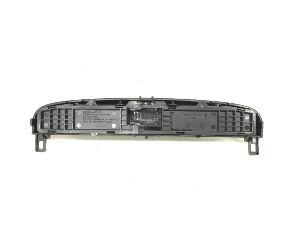 Кнопка аварийной сигнализации для Peugeot 308, 2011 г. 1.6 HDi дизель б/у — фото 4