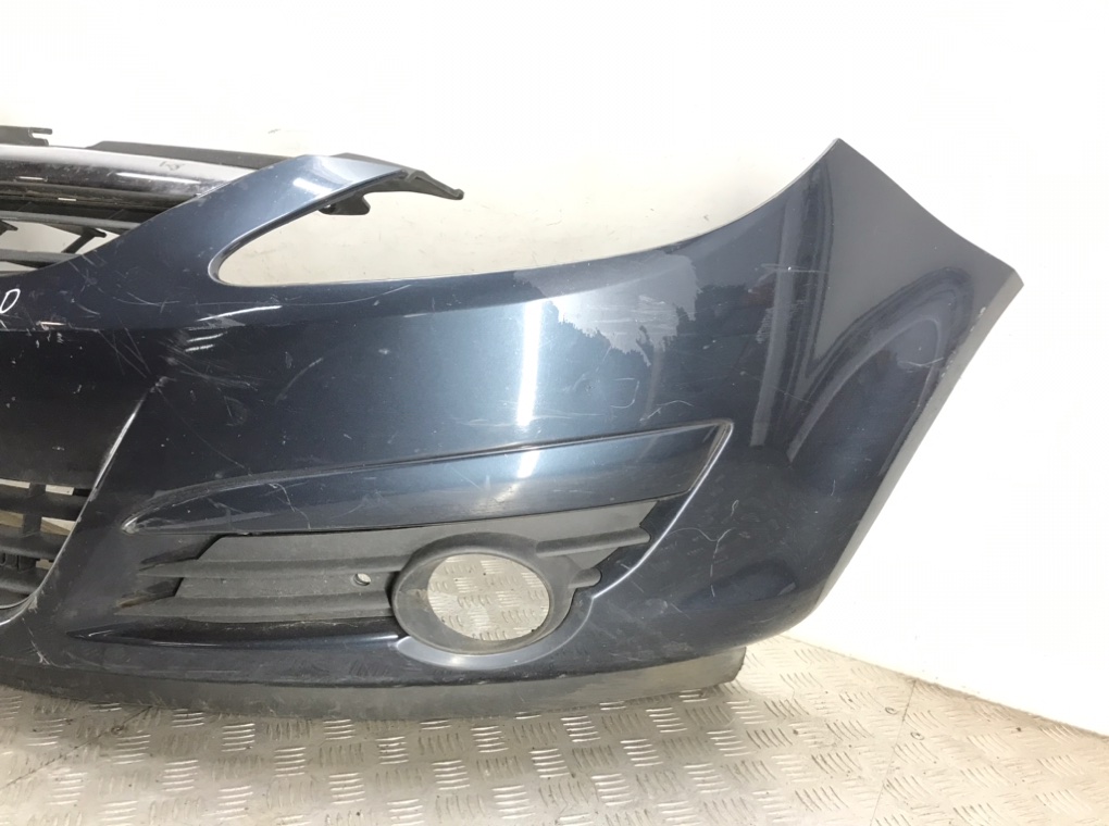 Бампер передний для Opel Corsa, 2008 г. 1.4 i бензин б/у — фото 3