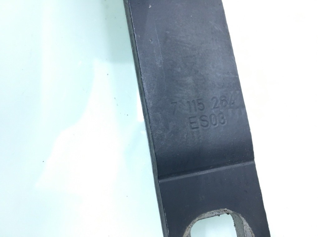 Петля капота правая для BMW 3 E90/E91/E92/E93, 2007 г. 3.0 i бензин б/у — фото 5
