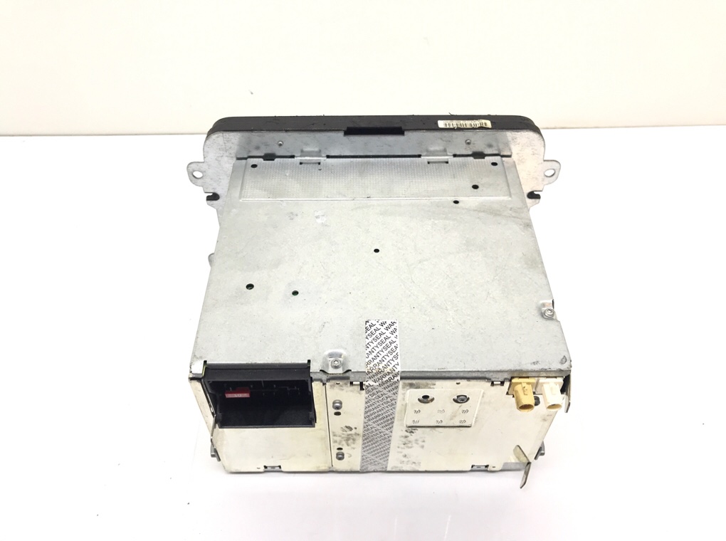 Магнитола для Volkswagen Golf, 2005 г. 1.6 i бензин б/у — фото 4