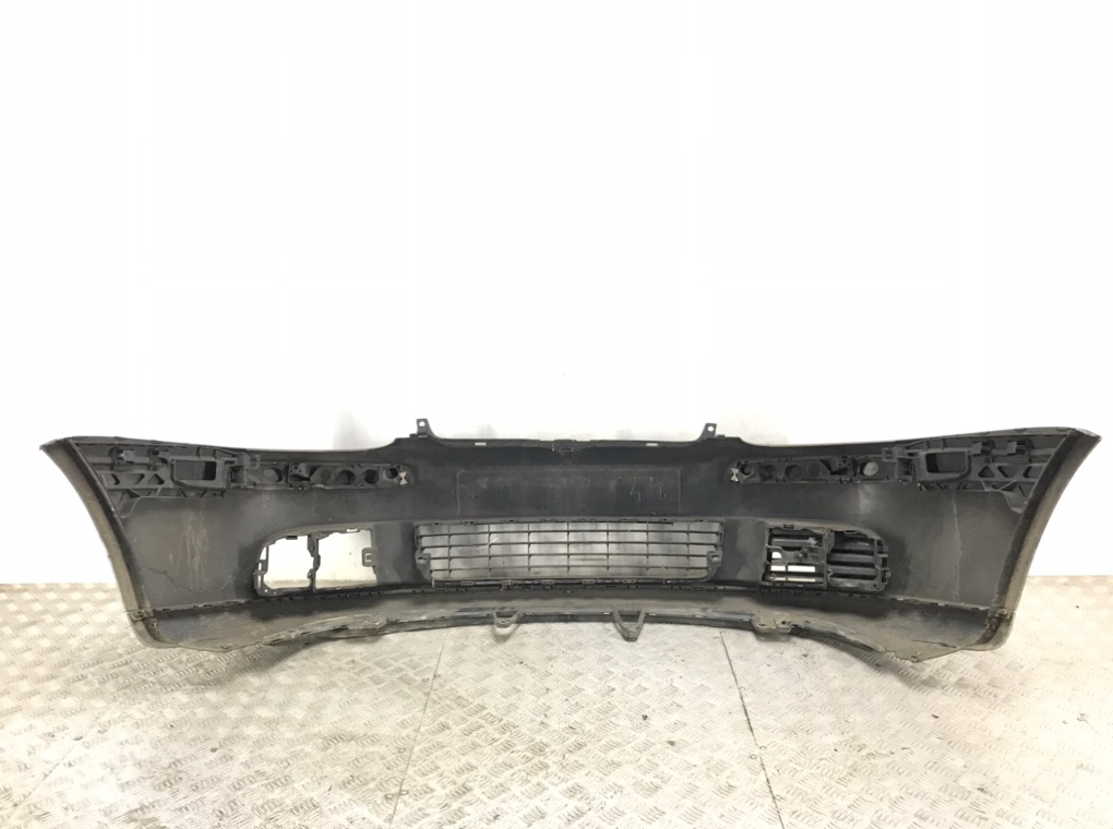 Бампер передний для Volkswagen Golf, 2007 г. 1.9 TDi дизель б/у — фото 4