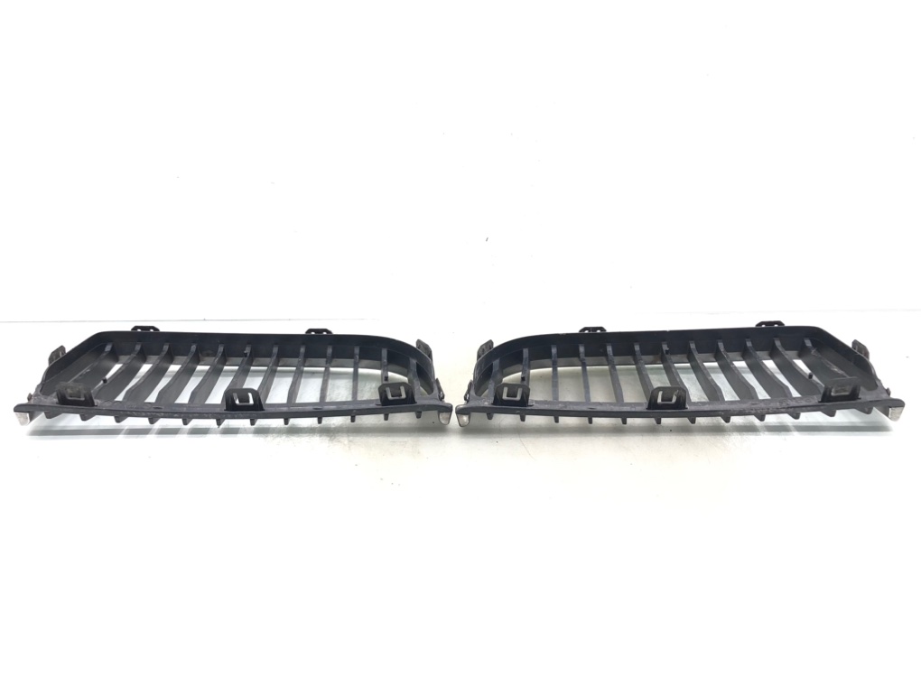 Решетка радиатора для BMW 3 E90/E91/E92/E93, 2008 г. 2.0 TD дизель б/у — фото 5
