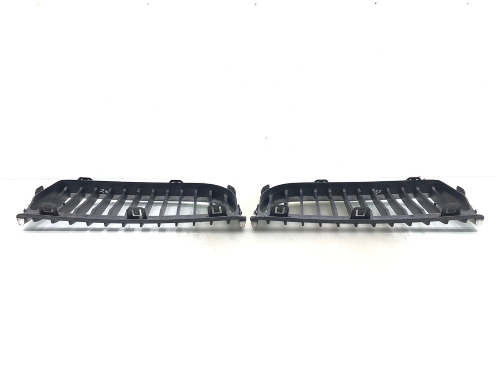 Решетка радиатора для BMW 3 E90/E91/E92/E93, 2005 г. 2.0 i бензин б/у — фото 5